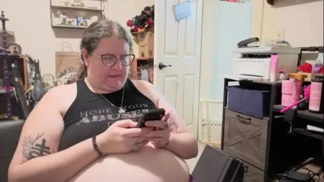 Image 2 of emberlynnix Stream on Chaturbate on 1 month ago