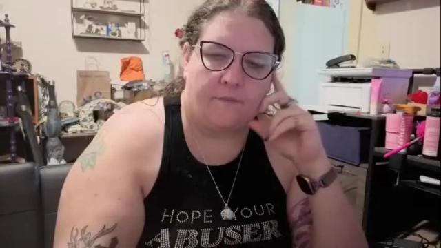 Image 6 of emberlynnix Stream on Chaturbate on 1 month ago