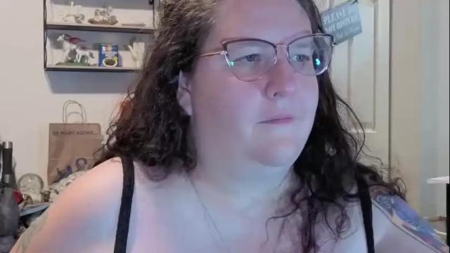 Image 7 of emberlynnix Stream on Chaturbate on 1 month ago