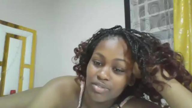 Image 6 of embermalkia_101 Stream on Chaturbate on 14 months ago