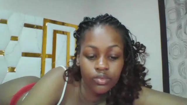 Image 8 of embermalkia_101 Stream on Chaturbate on 14 months ago