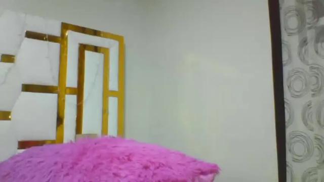 Image 11 of embermalkia_101 Stream on Chaturbate on 14 months ago