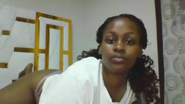 Thumbnail 3, embermalkia_101's Stream at Chaturbate, 14 months ago