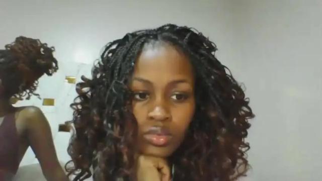 Image 6 of embermalkia_101 Stream on Chaturbate on 14 months ago
