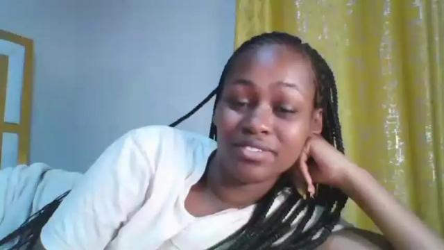 Image 7 of embermalkia_101 Stream on Chaturbate on 14 months ago