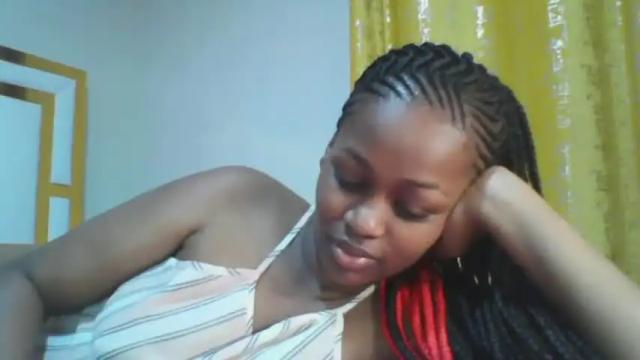 Image 11 of embermalkia_101 Stream on Chaturbate on 13 months ago
