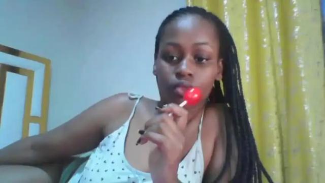Image 11 of embermalkia_101 Stream on Chaturbate on 13 months ago