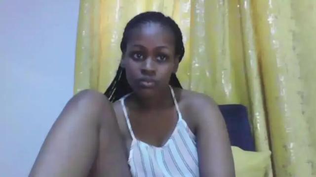 Image 11 of embermalkia_101 Stream on Chaturbate on 13 months ago