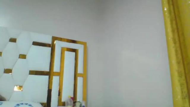 Image 7 of embermalkia_101 Stream on Chaturbate on 13 months ago