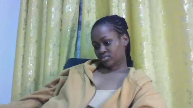 Image 6 of embermalkia_101 Stream on Chaturbate on 13 months ago