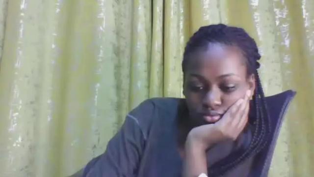 Image 10 of embermalkia_101 Stream on Chaturbate on 13 months ago