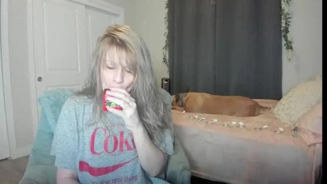 Thumbnail 2, emberpheonixxx's Stream at Chaturbate, 13 months ago