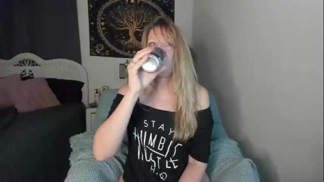 Image 11 of emberpheonixxx Stream on Chaturbate on 21 days ago