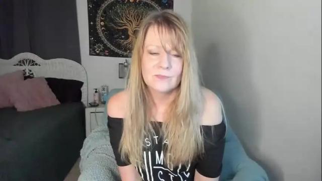 Thumbnail 2, emberpheonixxx's Stream at Chaturbate, 20 days ago