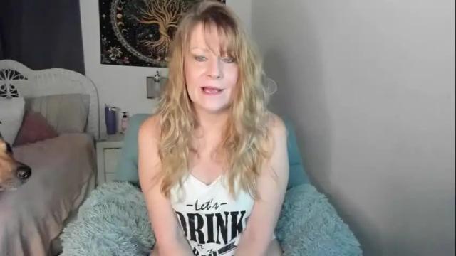 Thumbnail 3, emberpheonixxx's Stream at Chaturbate, 3 months ago