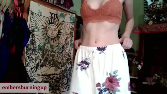 Image 3 of embersburningup Stream on Chaturbate on 17 days ago