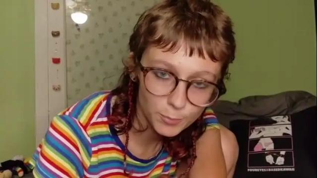 Image 3 of embersburningup Stream on Chaturbate on 5 months ago