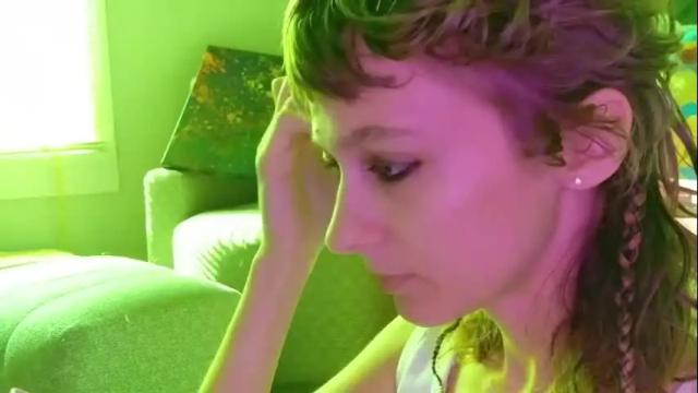 Image 4 of embersburningup Stream on Chaturbate on 3 months ago