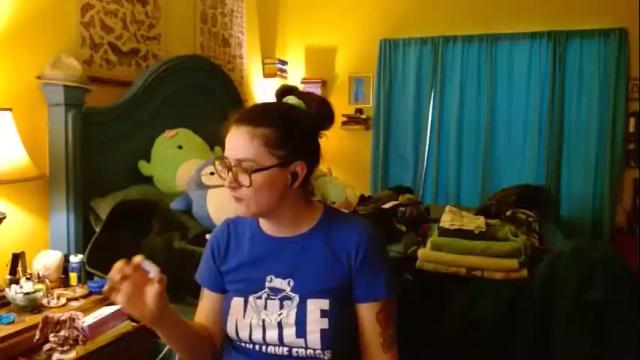 Image 10 of emberskies Stream on Chaturbate on 17 months ago