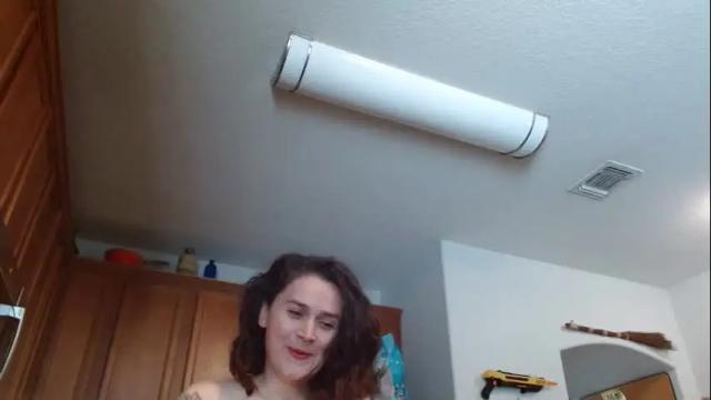 Image 7 of emberskies Stream on Chaturbate on 15 months ago