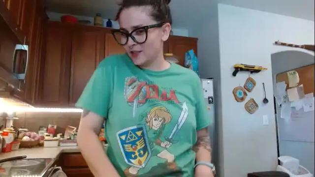 Image 8 of emberskies Stream on Chaturbate on 15 months ago