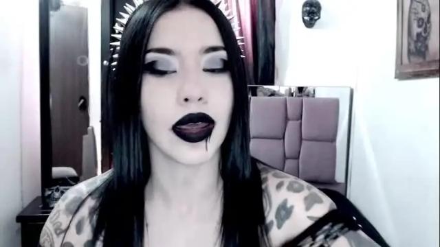 Image 4 of emearld_black Stream on Chaturbate on 1 month ago