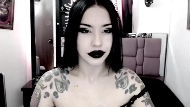 Image 3 of emearld_black Stream on Chaturbate on 1 month ago