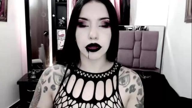Image 8 of emearld_black Stream on Chaturbate on 1 month ago
