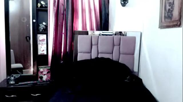 Image 11 of emearld_black Stream on Chaturbate on 1 month ago