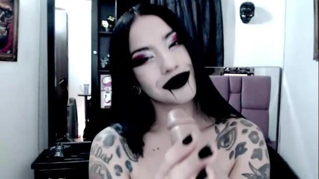 Image 11 of emearld_black Stream on Chaturbate on 5 days ago