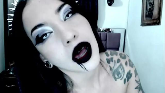 Image 2 of emearld_black Stream on Chaturbate on 2 days ago