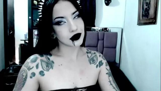 Image 3 of emearld_black Stream on Chaturbate on 2 days ago