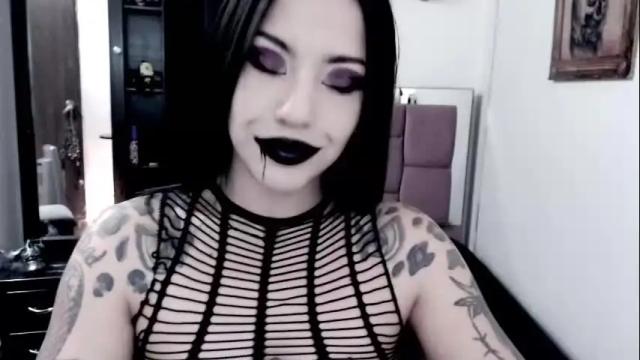 Image 6 of emearld_black Stream on Chaturbate on 4 months ago