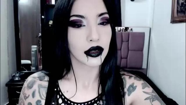 Image 7 of emearld_black Stream on Chaturbate on 4 months ago