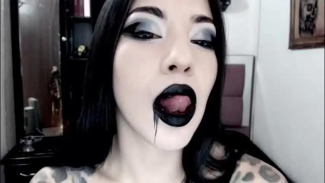 Image 2 of emearld_black Stream on Chaturbate on 3 months ago