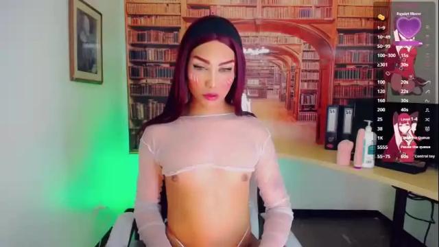 Image 3 of emeli_roushot Stream on Chaturbate on 7 days ago