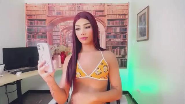 Thumbnail 2, emeli_roushot's Stream at Chaturbate, 1 month ago