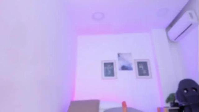 Image 6 of emelie_89 Stream on Chaturbate on 29 days ago