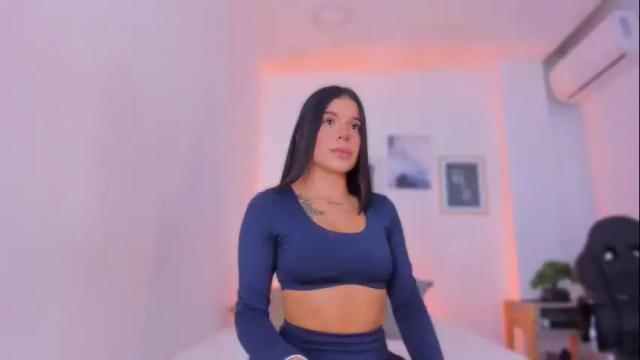 Image 3 of emelie_89 Stream on Chaturbate on 1 month ago