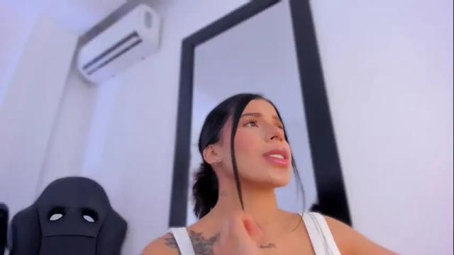 Thumbnail 1, emelie_89's Stream at Chaturbate, 1 month ago