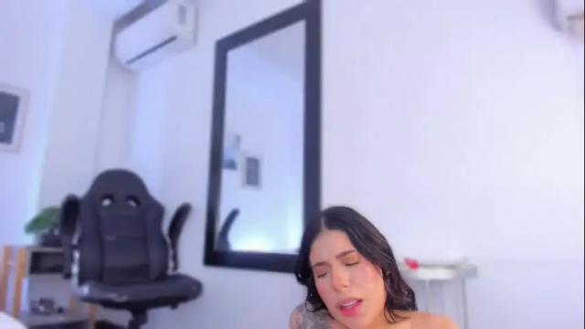 Thumbnail 3, emelie_89's Stream at Chaturbate, 1 month ago