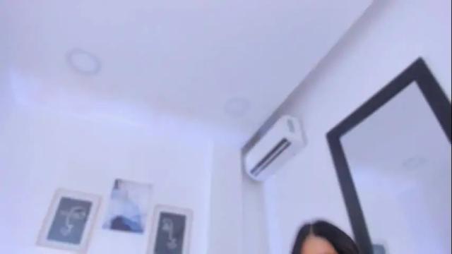 Image 11 of emelie_89 Stream on Chaturbate on 1 month ago