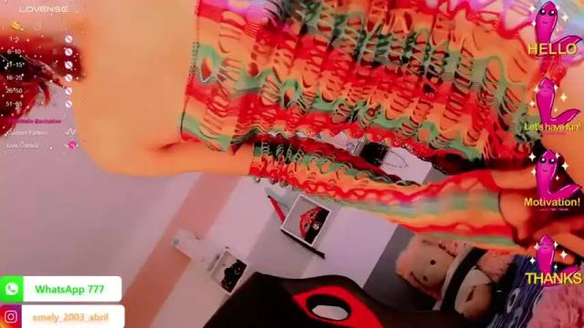 Image 6 of emely_abril Stream on Chaturbate on 13 months ago
