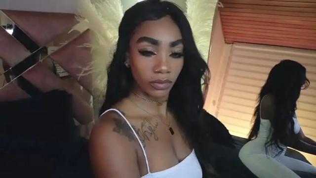 Image 3 of emely_brandon_ Stream on Chaturbate on 14 months ago