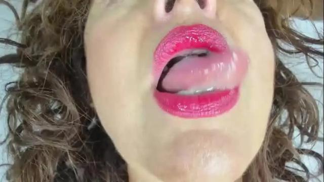 Image 4 of emely_exxotic Stream on Chaturbate on 1 month ago