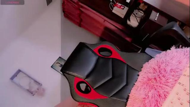 Image 3 of emely_rous Stream on Chaturbate on 1 month ago