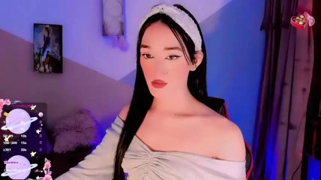 Image 2 of emely_rous Stream on Chaturbate on 27 days ago