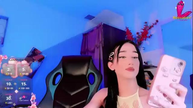 Image 2 of emely_rous Stream on Chaturbate on 16 days ago