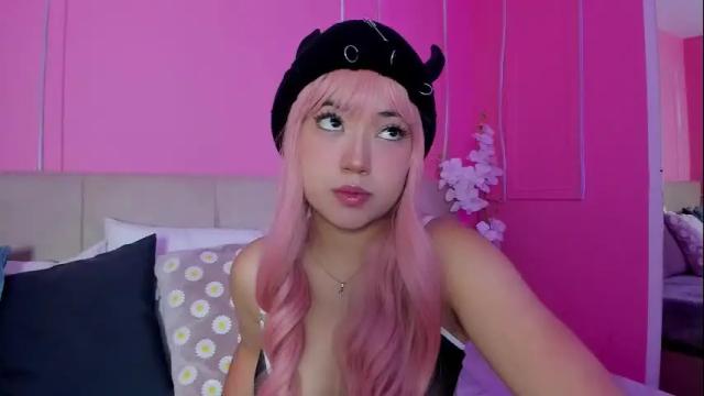 Image 6 of emelyy_carter Stream on Chaturbate on 1 month ago