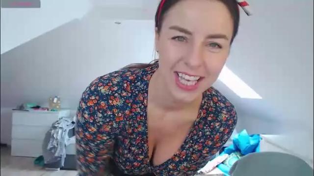 Thumbnail 1, emerald_kittycat's Stream at Chaturbate, 1 month ago